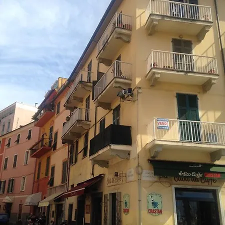 Apartament Golfo Dei Poeti *