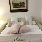 شقة Golfo Dei Poeti